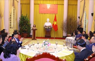 Phó Chủ tịch nước Võ Thị Ánh Xuân gặp mặt những tấm lòng vàng năm 2022