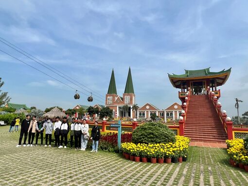 Miễn phí vé tham quan, Cáp treo núi Sam góp phần thu hút hàng chục ngàn du khách đến Khu Du lịch quốc gia núi Sam