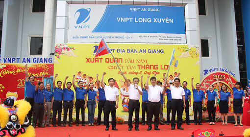 VNPT địa bàn An Giang xuất quân bán hàng đầu năm 2023