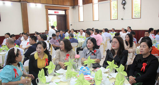 UBND huyện Chợ Mới họp mặt, tri ân cộng đồng doanh nghiệp đầu Xuân năm 2023