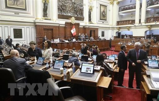 Tổng thống Peru trình bày dự luật mới mở đường cho bầu cử sớm