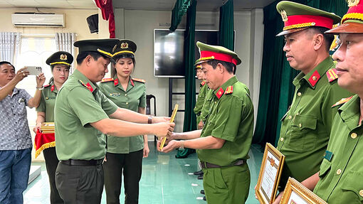 Giữ bình yên cho TP. Long Xuyên