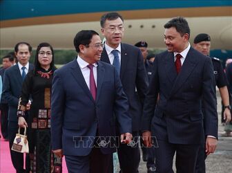 Thủ tướng Phạm Minh Chính bắt đầu thăm Brunei Darussalam