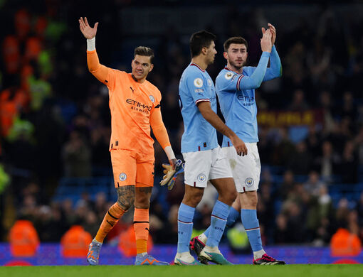 Man City thắng dễ, phả hơi nóng vào gáy Arsenal