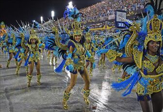Lễ hội Carnival lớn nhất Brazil sôi động trở lại