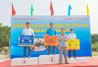 Huyện Châu Phú đoạt hạng nhất Giải đẩy gậy, kéo co thiếu niên, trẻ và vô địch tỉnh An Giang năm 2023