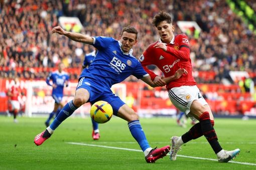 Rashford ghi cú đúp, Man Utd thắng đậm Leicester