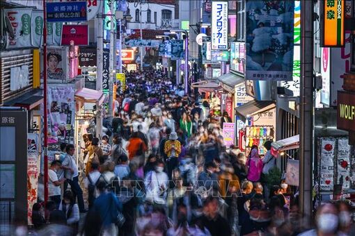 Thủ đô Tokyo đông đúc trở lại sau đại dịch COVID-19