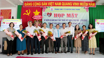 Trung tâm Y tế huyện Châu Thành Họp mặt kỷ niệm 68 năm Ngày Thầy thuốc Việt Nam