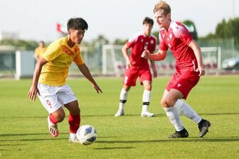 U20 Việt Nam thua Dubai City FC 0-1 trong trận 'tổng duyệt'