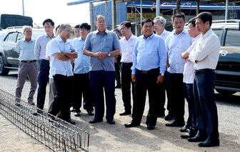 Chủ tịch UBND tỉnh An Giang Nguyễn Thanh Bình kiểm tra tiến độ triển khai các dự án đầu tư xây dựng ở huyện An Phú