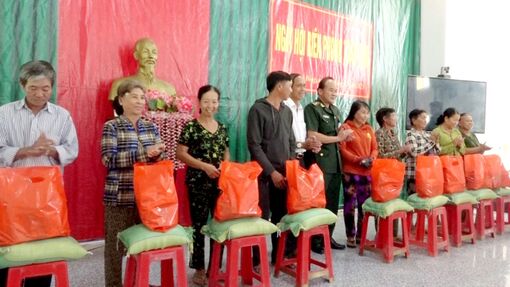 An Phú tổ chức “Ngày hội Biên phòng toàn dân” năm 2023
