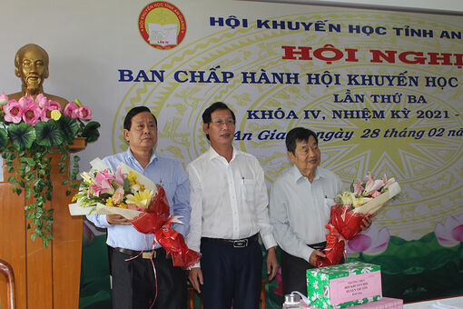 Ông Nguyễn Tấn Danh, nguyên Giám đốc Công ty TNHH MTV Khai thác và Chế biến đá An Giang được bầu làm Chủ tịch Hội Khuyến học tỉnh An Giang