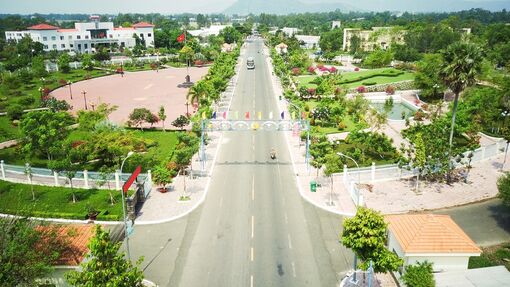 Tịnh Biên vươn mình lên thị xã