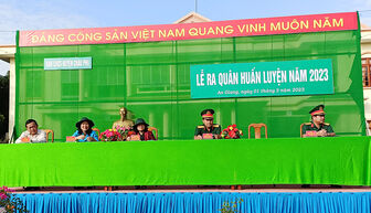 Ban Chỉ huy Quân sự huyện Châu Phú ra quân huấn luyện năm 2023
