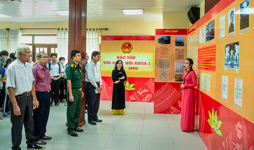 Khai mạc triển lãm chuyên đề  “Bác Tôn với Quốc hội khóa I” (1946- 1960)