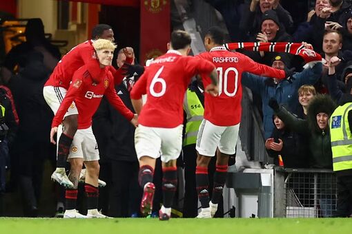 Man Utd giành vé vào tứ kết FA Cup