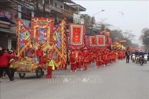 Lễ hội Đền Hạ, Đền Thượng, Đền Ỷ La thu hút hàng vạn khách thập phương