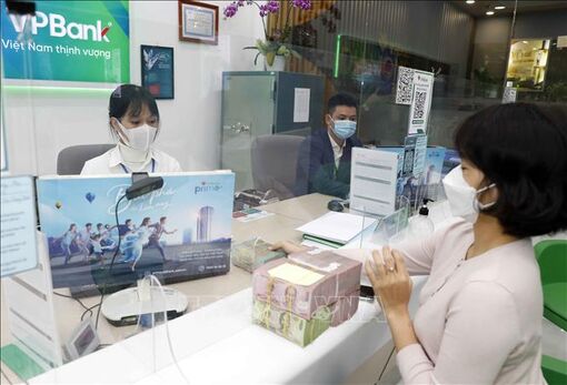 Từ 4/3, lãi suất nhiều ngân hàng đồng loạt giảm