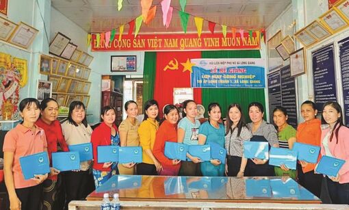 Đào tạo việc làm cho phụ nữ nông thôn