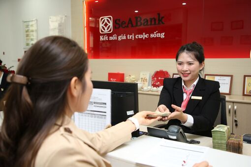 Đồng loạt giảm lãi suất tiền gửi giúp lãi vay hạ nhiệt