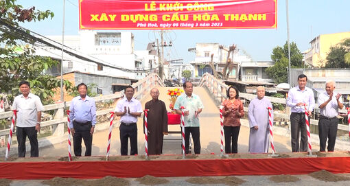 Khởi công xây dựng cầu Hòa Thạnh