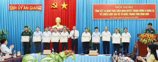 Tổng kết 10 năm thực hiện Nghị quyết Trung ương 8, khóa XI