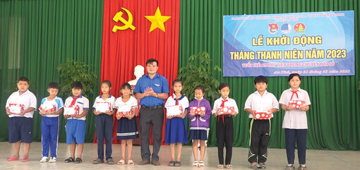Tuổi trẻ An Phú xung kích vì cộng đồng