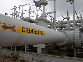 Giá dầu lao dốc giảm gần 10 USD trong 3 ngày