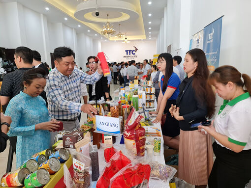 Kết nối đưa hàng hóa vươn xa