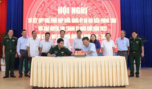 Chung tay xây dựng khu vực biên giới vững mạnh