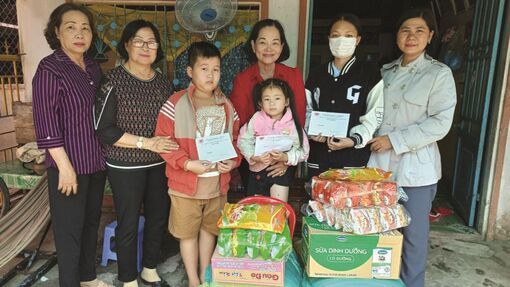 Hỗ trợ người nghèo và đối tượng bảo trợ xã hội