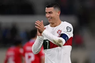 Ronaldo ghi cú đúp, Bồ Đào Nha thắng đậm Luxembourg