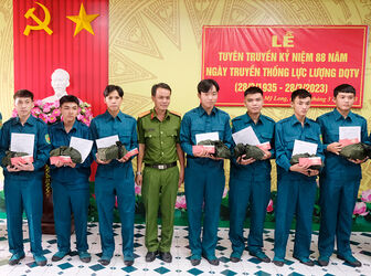 An Giang tuyên truyền kỷ niệm 88 năm Ngày truyền thống dân quân tự vệ