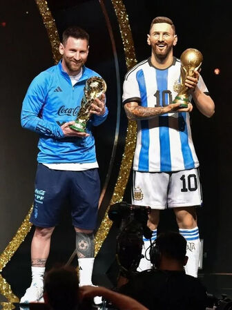 Messi được CONMEBOL dựng tượng cạnh Pele, Maradona