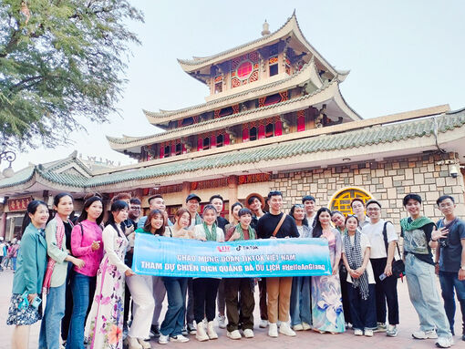 Tổ chức Chiến dịch #HelloAnGiang trên nền tảng TikTok