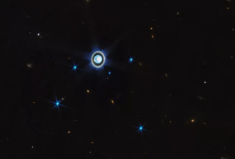 Kính viễn vọng James Webb chụp lại hình ảnh sắc nét về Uranus