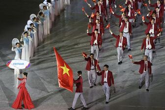 Lê Tú Chinh trở lại, 1.003 thành viên thể thao Việt Nam dự SEA Games 32