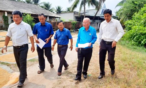 Khảo sát xây dựng Trung tâm văn hóa  - thể thao xã Vĩnh Trung