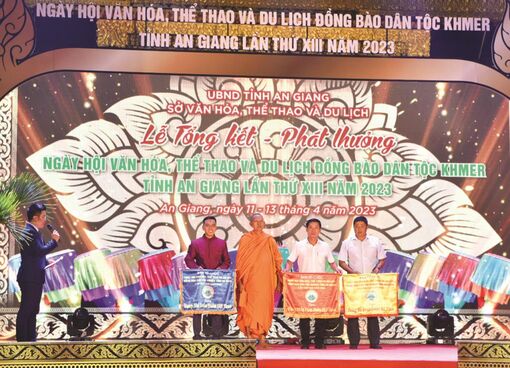 Phát huy bản sắc văn hóa Khmer