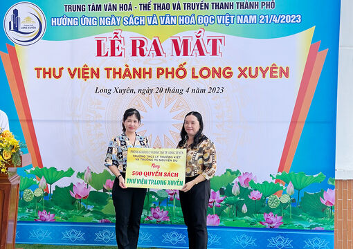 Ra mắt Thư viện TP. Long Xuyên