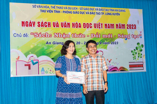 Trường Mẫu giáo Hướng Dương đoạt giải nhất “Trang trí góc đọc sách cho bé”