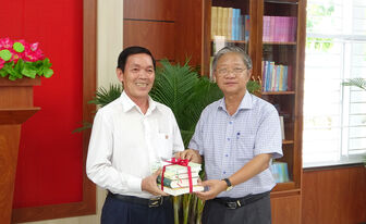 Khánh thành Thư viện Trung tâm Chính trị huyện Tri Tôn