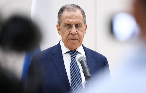 Hơn 700.000 người theo dõi chuyến bay chở Ngoại trưởng Nga Sergey Lavrov đến Mỹ