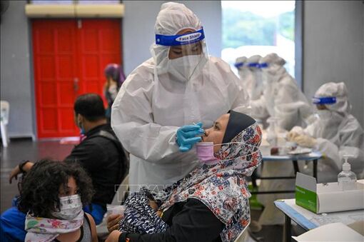 Malaysia phát hiện thêm nhiều ca COVID-19 nhiễm dòng phụ XBB.1.16