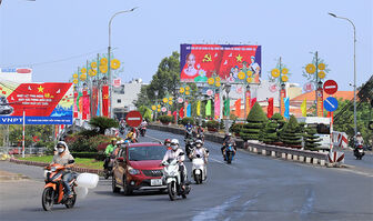 Chủ tịch UBND tỉnh An Giang yêu cầu đảm bảo an toàn giao thông và phòng, chống dịch COVID-19 trong dịp nghỉ lễ