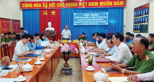 Thoại Sơn đẩy mạnh chống buôn lậu và gian lận thương mại