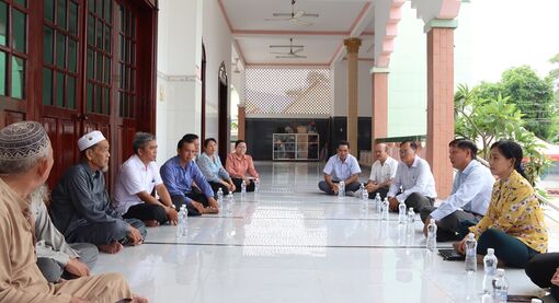 An Giang: Tiếp sức cho dạy học tiếng dân tộc thiểu số Chăm