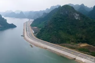 Khánh thành tuyến đường bao biển đẹp nhất Việt Nam