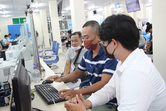 Trung tâm Phục vụ hành chính công tỉnh An Giang đưa vào hoạt động Quầy hỗ trợ công dân thực hiện các dịch vụ công trực tuyến